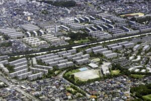 習志野市内の街並みを空撮