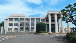 八街市役所